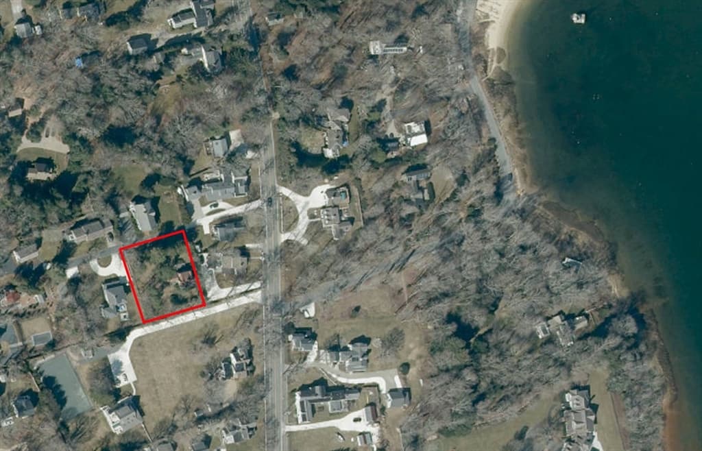 Single Family Residence at 18 Nickerson Dr, Barnstable MA 02635, Barnstable, photo 8 of 10
