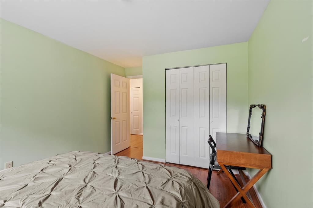 Condominium at 40 Edgelawn Ave # 3, North Andover MA 01845, North Andover, photo 16 of 27