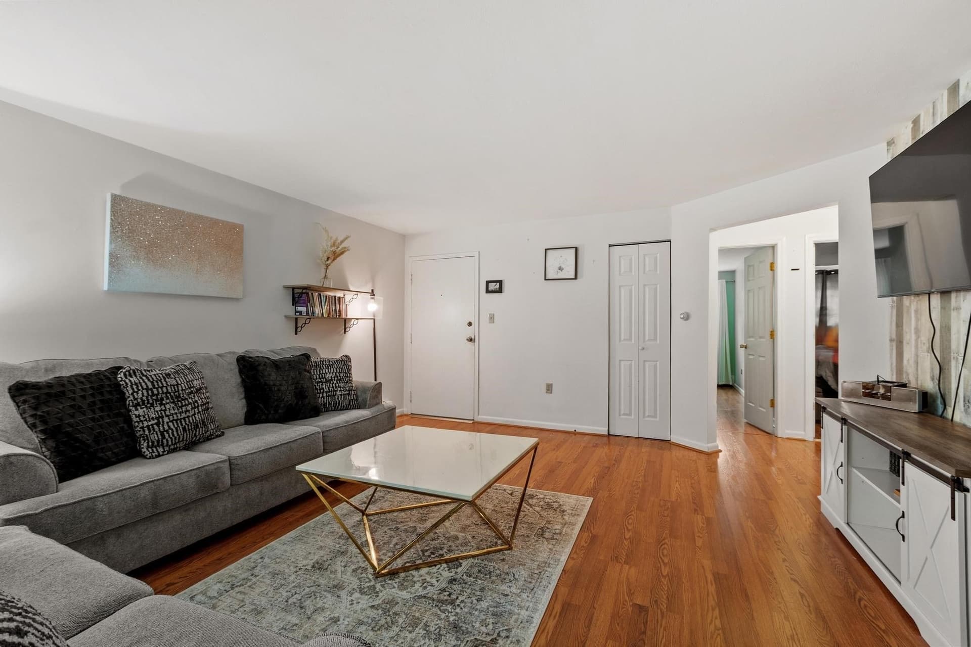 Condominium at 40 Edgelawn Ave # 3, North Andover MA 01845, photo 8 of 28
