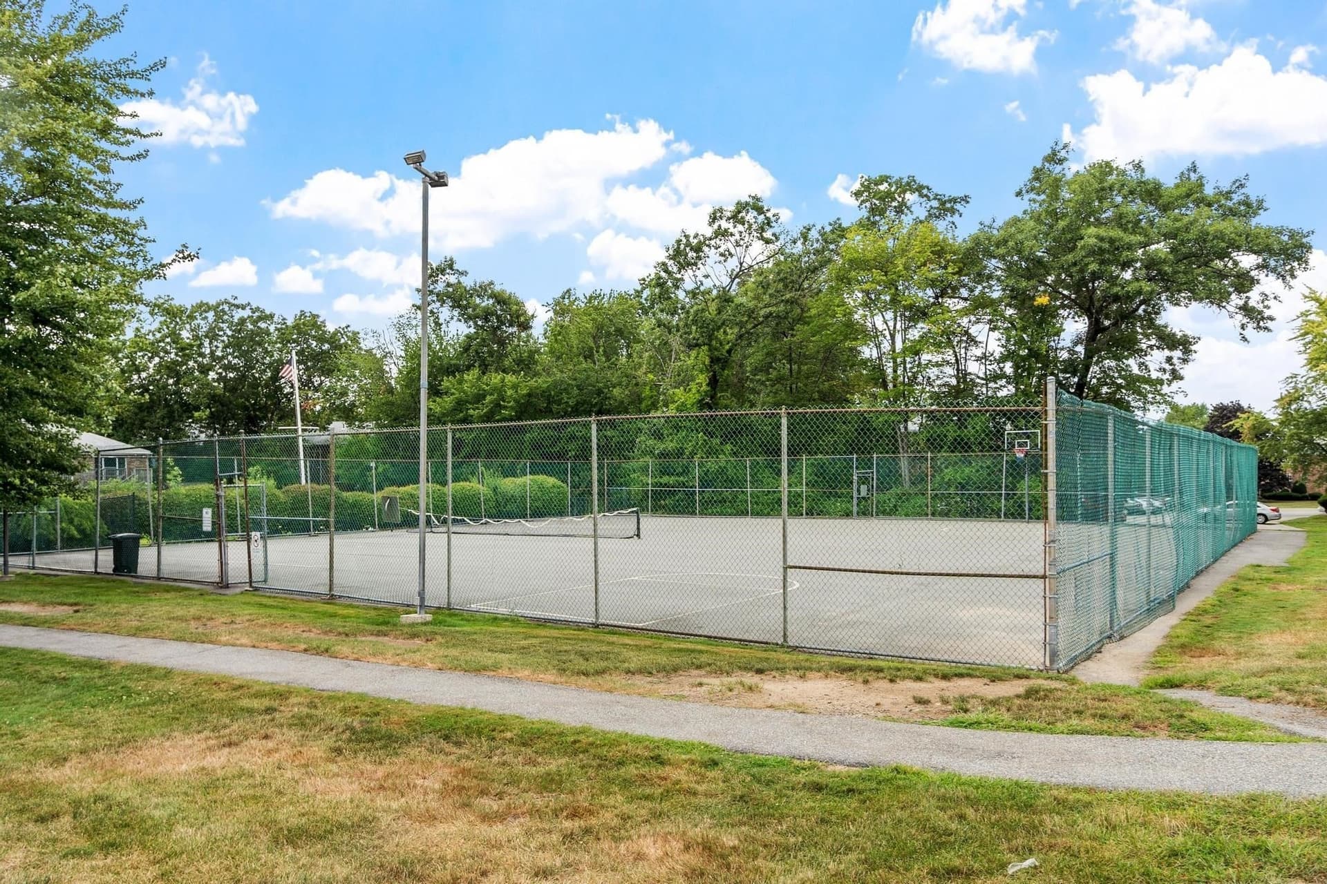 Condominium at 40 Edgelawn Ave # 3, North Andover MA 01845, photo 21 of 28
