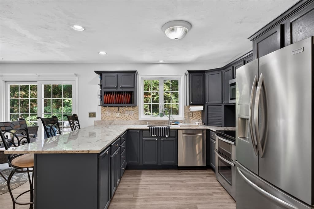 Single Family Residence at 1036 Pleasant Street, Leominster MA 01453, Leominster, photo 9 of 42