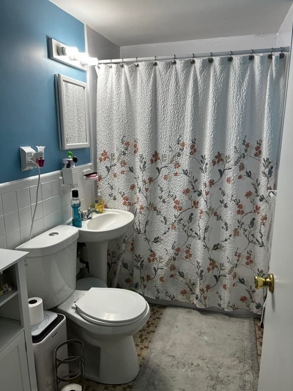 Condominium at 31 Montvale Ave # 1, Woburn MA 01801, photo 5 of 7