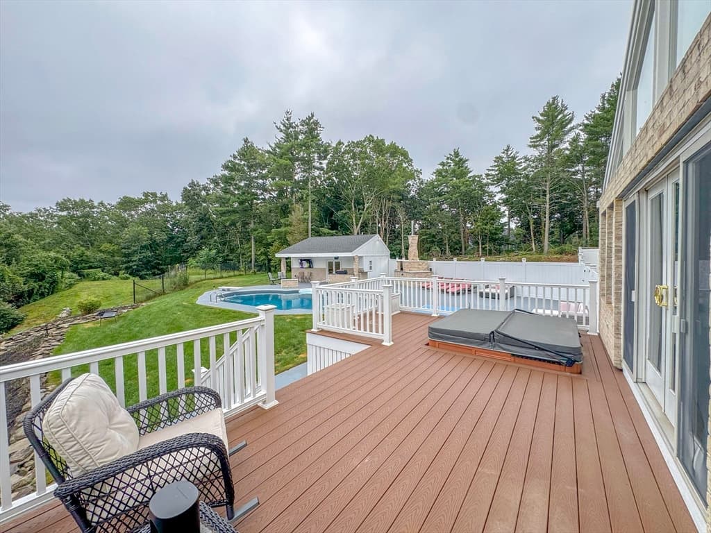 Single Family Residence at 41 East St, Georgetown MA 01833, Georgetown, photo 14 of 40