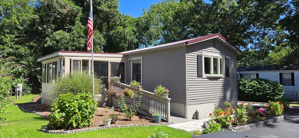 126 Doolittle Lane, Wareham MA 02576