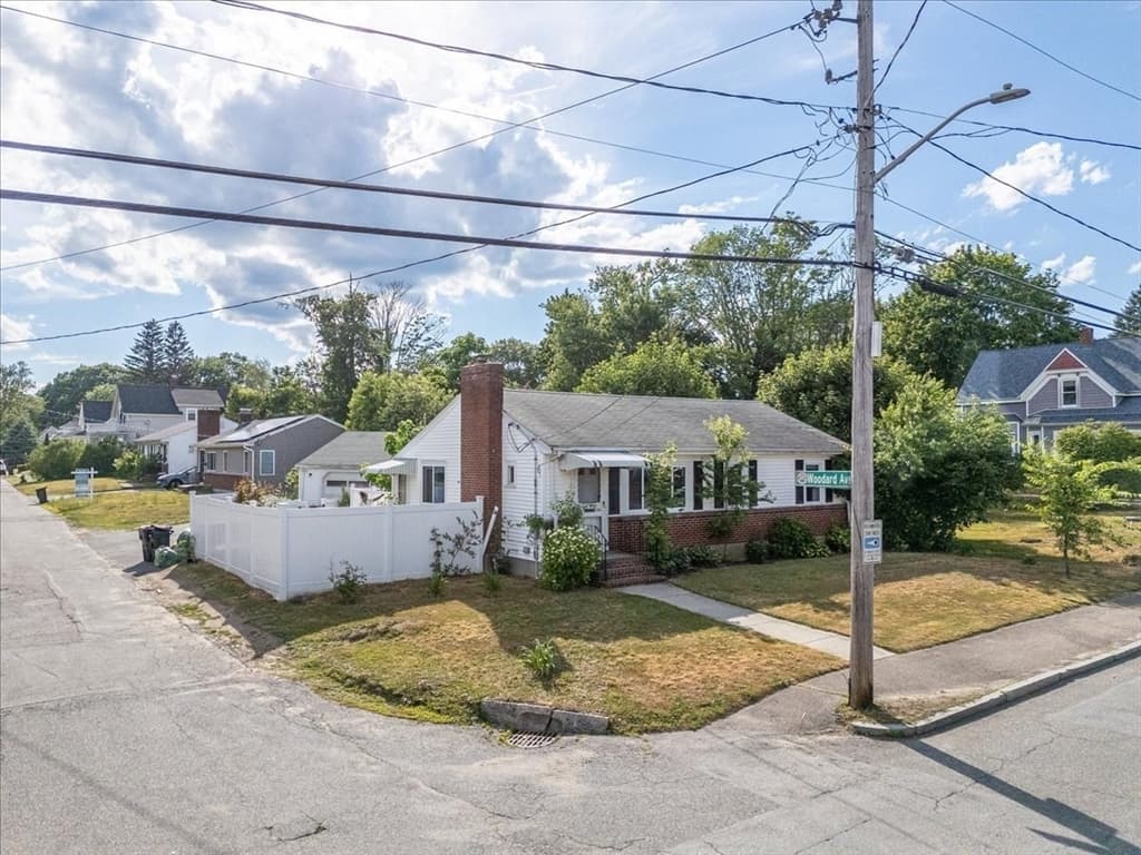 Single Family Residence at 131 Longwood Ave, Brockton MA 02301, Brockton, photo 32 of 37