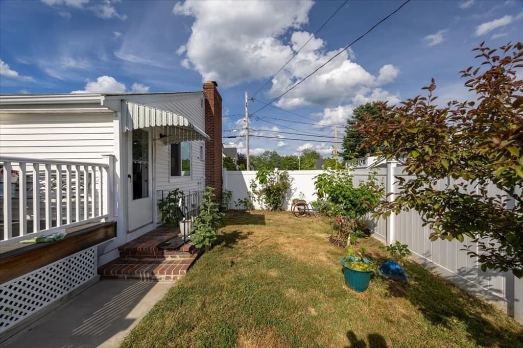 Single Family Residence at 131 Longwood Ave, Brockton MA 02301, Brockton, photo 28 of 37