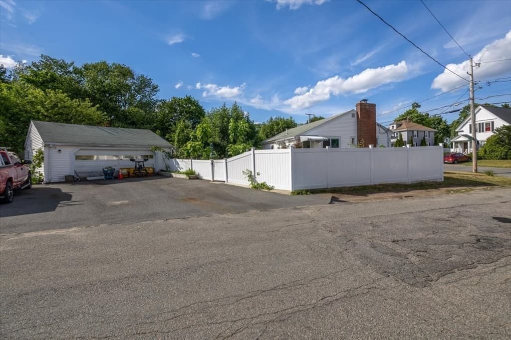Single Family Residence at 131 Longwood Ave, Brockton MA 02301, Brockton, photo 37 of 37