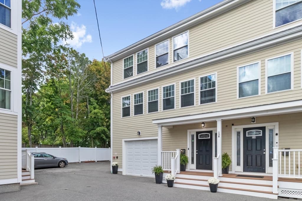 Condominium at 15 Sparhawk St # 4, Boston MA 02135, Boston, photo 34 of 39