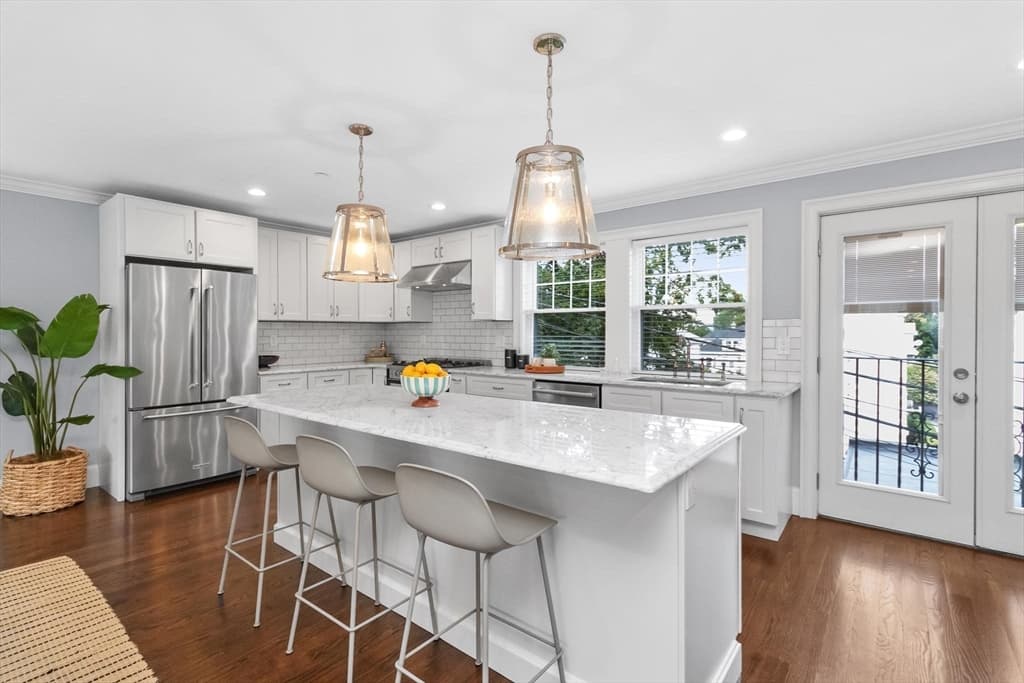Condominium at 15 Sparhawk St # 4, Boston MA 02135, Boston, photo 11 of 39