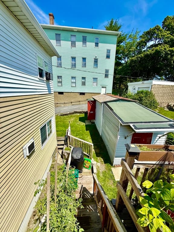 Multi Family at 58 Gage St, Worcester MA 01605, Worcester, photo 6 of 42