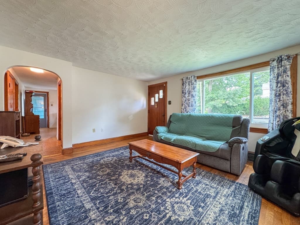 Single Family Residence at 18 Woodland Cir, Methuen MA 01844, Methuen, photo 17 of 28