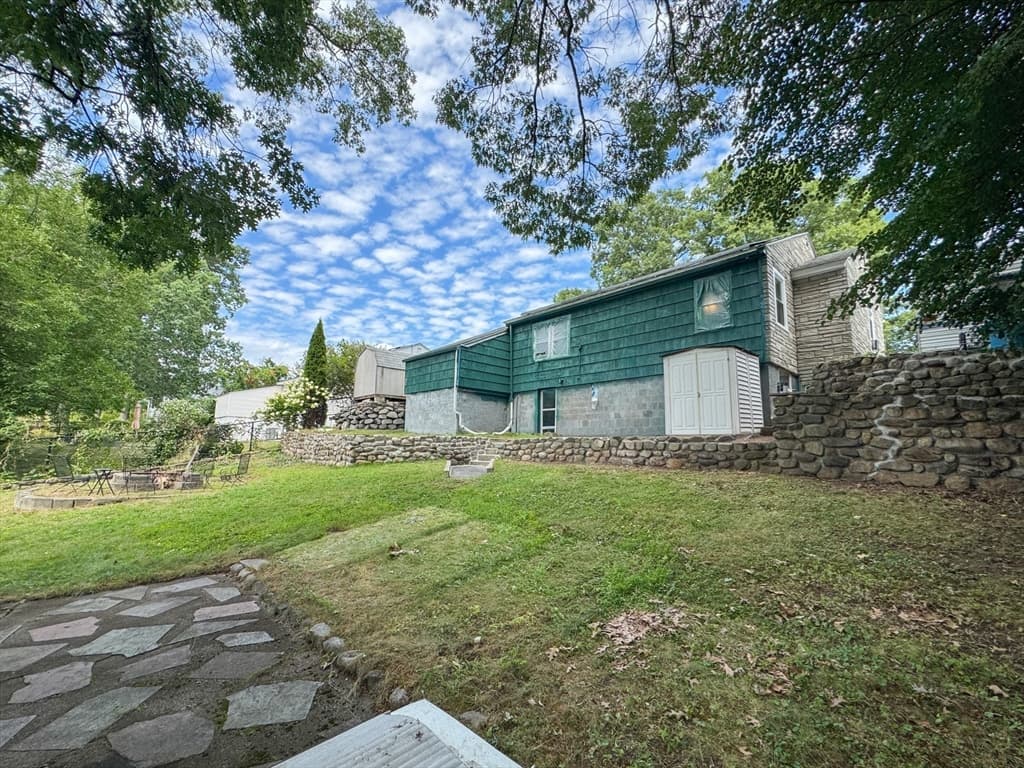 Single Family Residence at 18 Woodland Cir, Methuen MA 01844, Methuen, photo 22 of 28