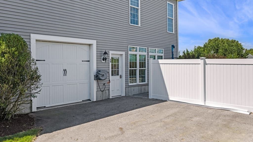 Single Family Residence at 7 Sullivan's Court, West Newbury MA 01985, West Newbury, photo 32 of 42