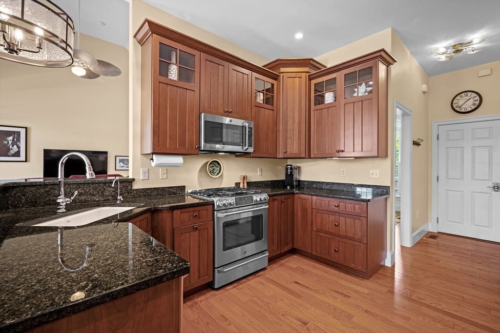 Single Family Residence at 7 Sullivan's Court, West Newbury MA 01985, West Newbury, photo 20 of 42