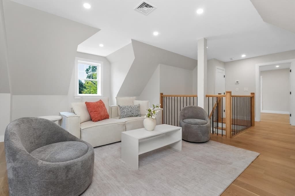 Single Family Residence at 315 Crafts St, Newton MA 02460, Newton, photo 23 of 33