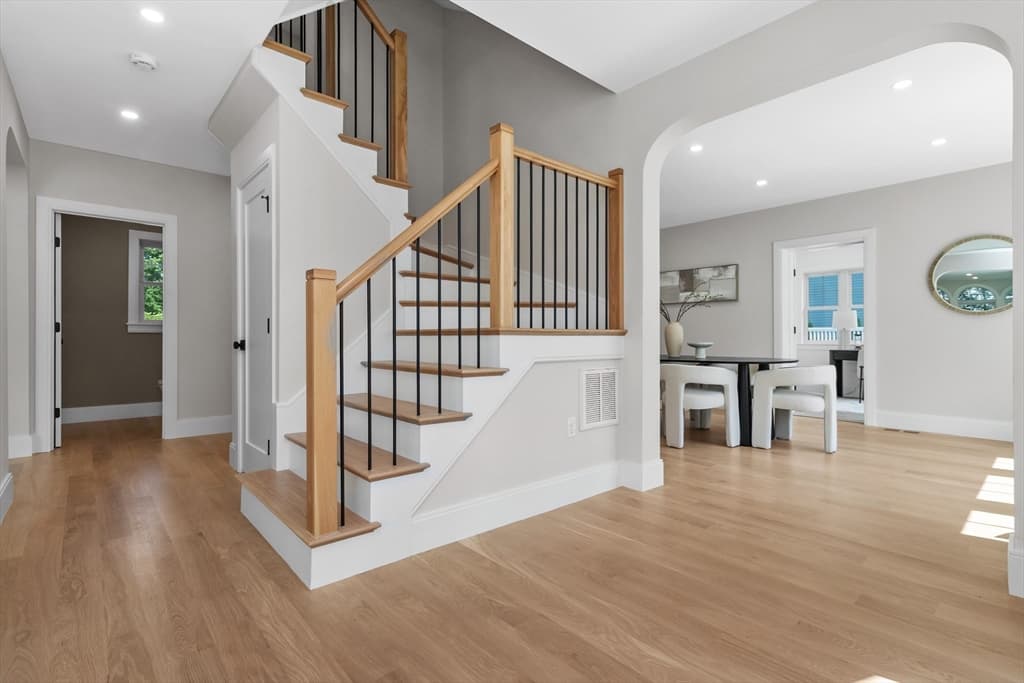 Single Family Residence at 315 Crafts St, Newton MA 02460, Newton, photo 14 of 33