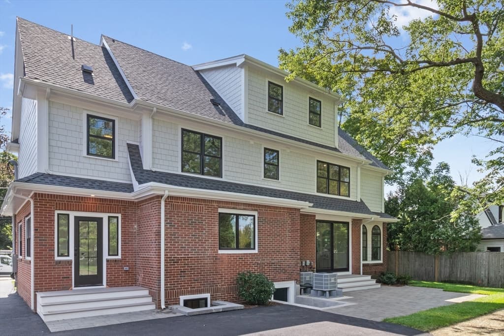 Single Family Residence at 315 Crafts St, Newton MA 02460, Newton, photo 31 of 33