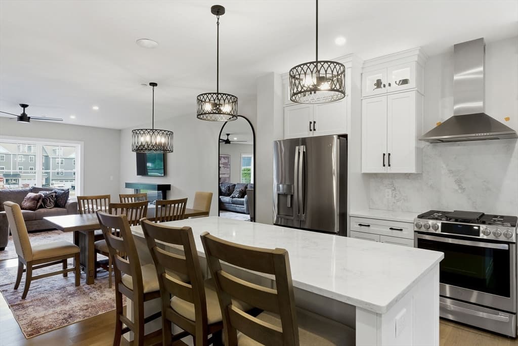 Condominium at 50 Elise Avenue # 25, Londonderry NH 03053, Londonderry, photo 31 of 42