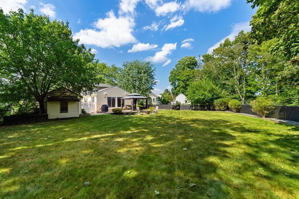 Single Family Residence at 33 Griffin Rd, Peabody MA 01960, Peabody, photo 16 of 35