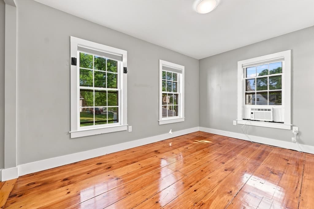 Condex at 1 Lincoln Ct # 1, Amesbury MA 01913, Amesbury, photo 22 of 35