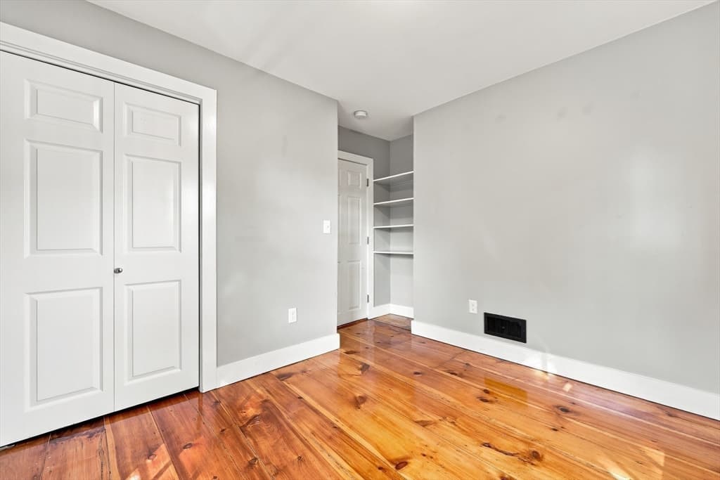 Condex at 1 Lincoln Ct # 1, Amesbury MA 01913, Amesbury, photo 20 of 35