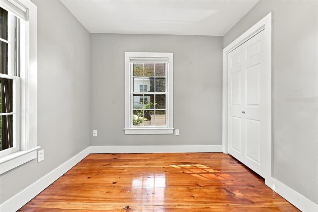 Condex at 1 Lincoln Ct # 1, Amesbury MA 01913, Amesbury, photo 18 of 35