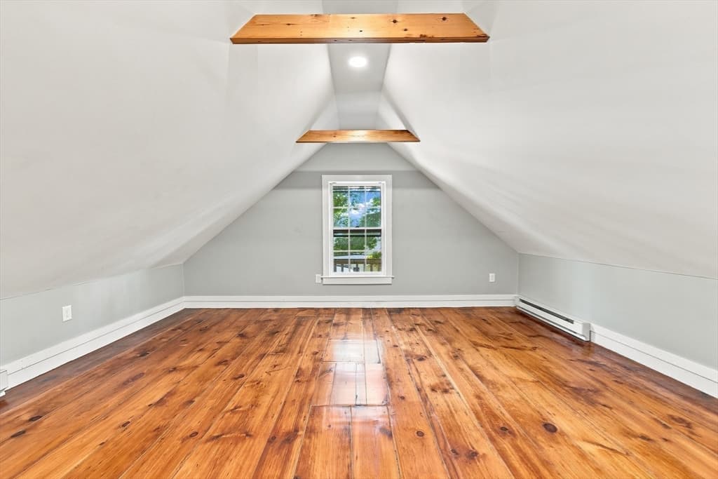 Condex at 1 Lincoln Ct # 1, Amesbury MA 01913, Amesbury, photo 25 of 35