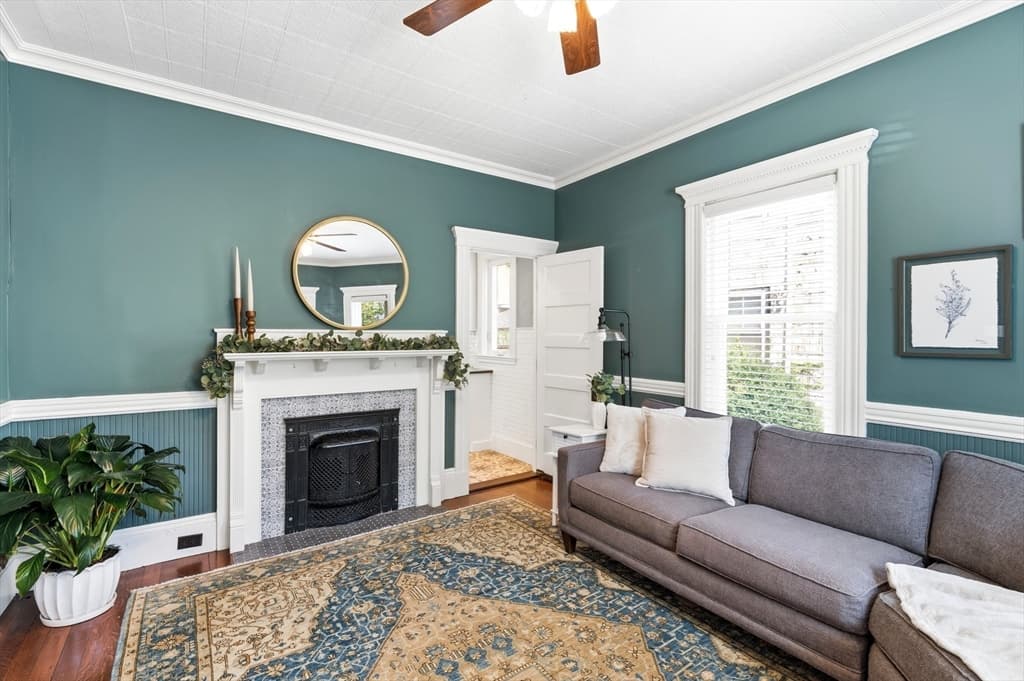 Single Family Residence at 19 Gilmore St, Everett MA 02149, Everett, photo 15 of 40