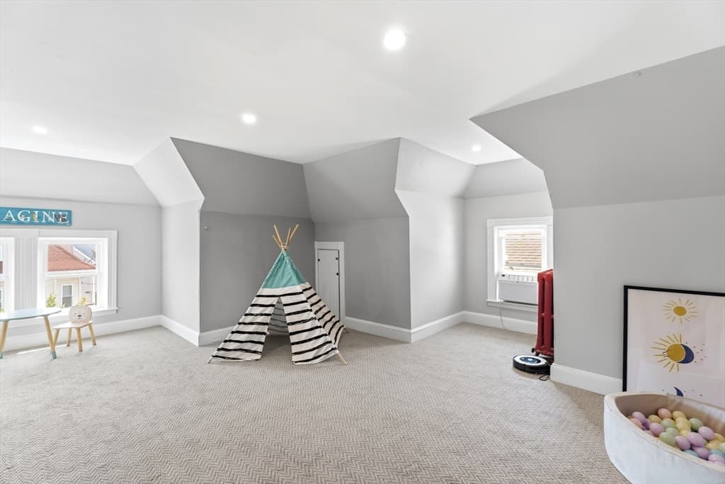 Single Family Residence at 19 Gilmore St, Everett MA 02149, Everett, photo 35 of 40
