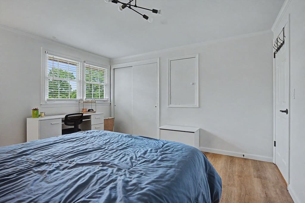 Condominium at 418 Meadow Street # 2, Agawam MA 01001, Agawam, photo 13 of 32