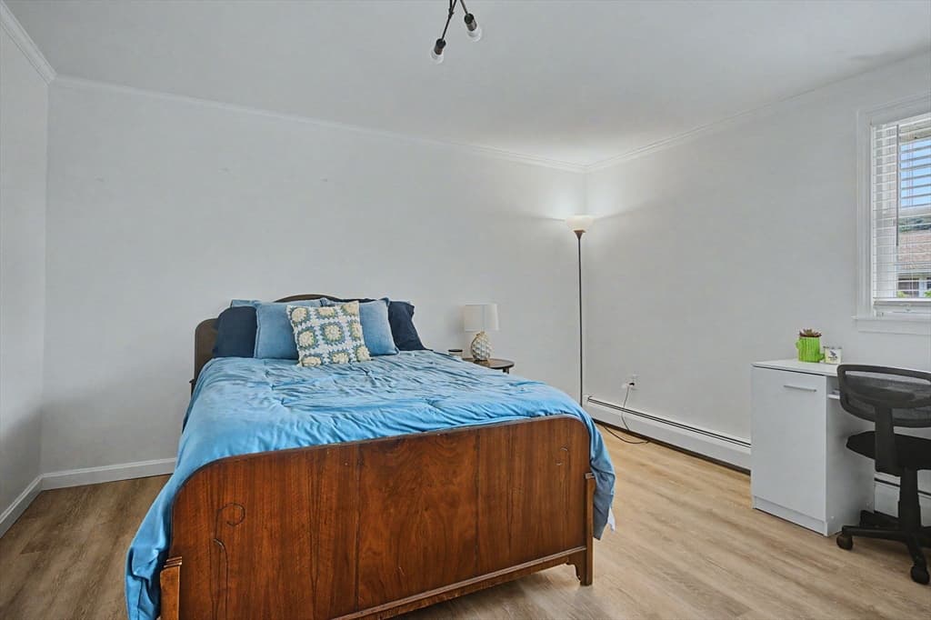 Condominium at 418 Meadow Street # 2, Agawam MA 01001, Agawam, photo 12 of 32