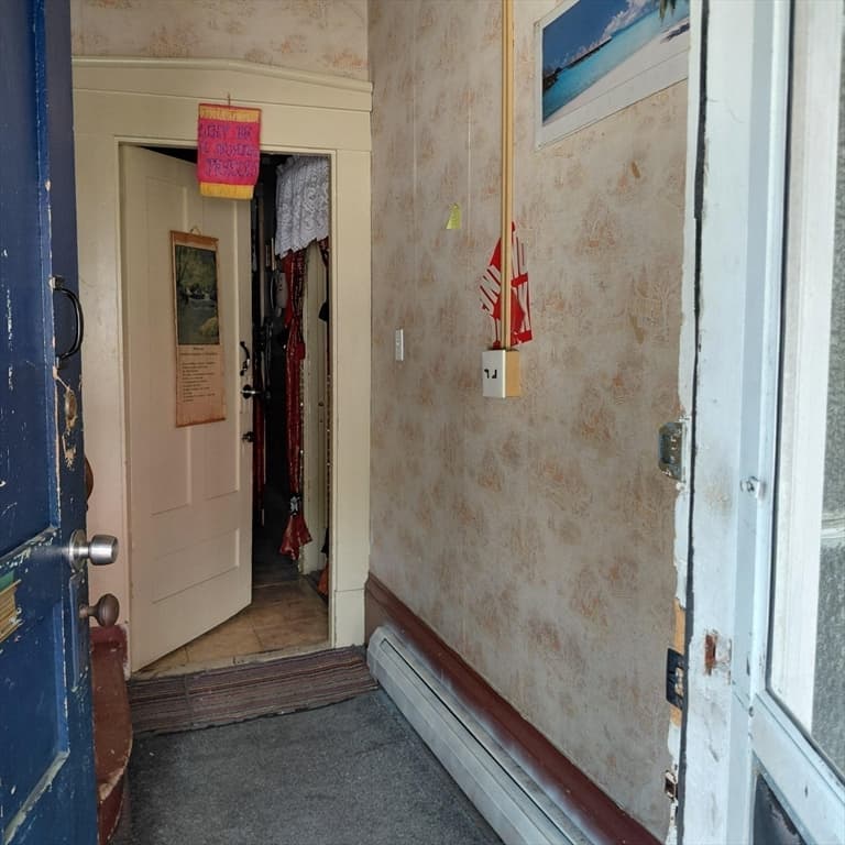 3 Family at 32 Franklin Street, New Bedford MA 02740, New Bedford, photo 3 of 22