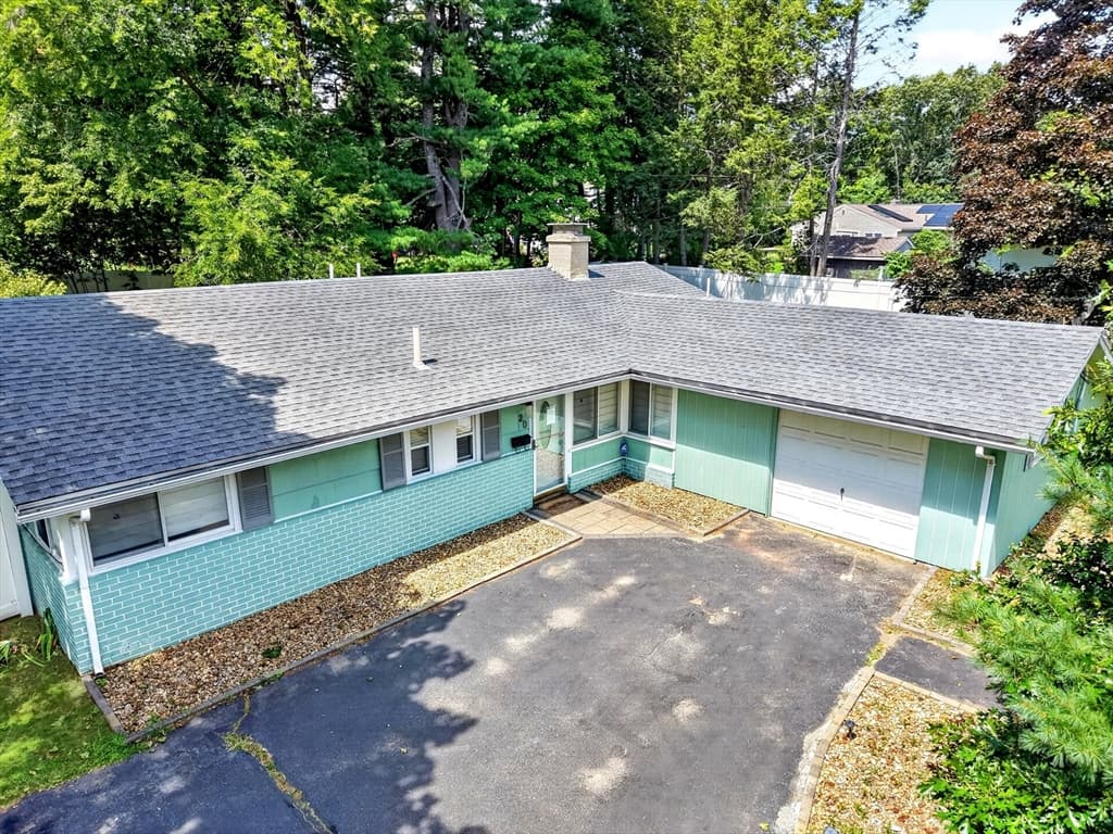 20 Temi Rd, Framingham MA 01701