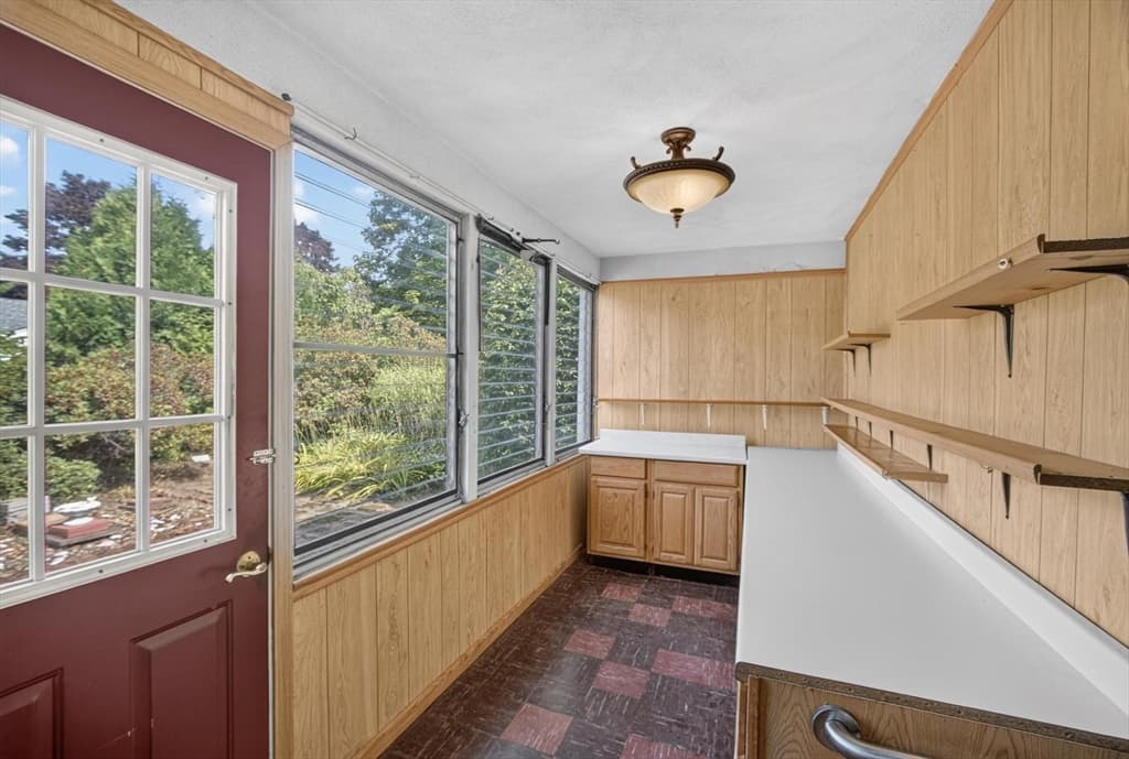 Single Family Residence at 17 Chapel Street, Gardner MA 01440, Gardner, photo 16 of 41