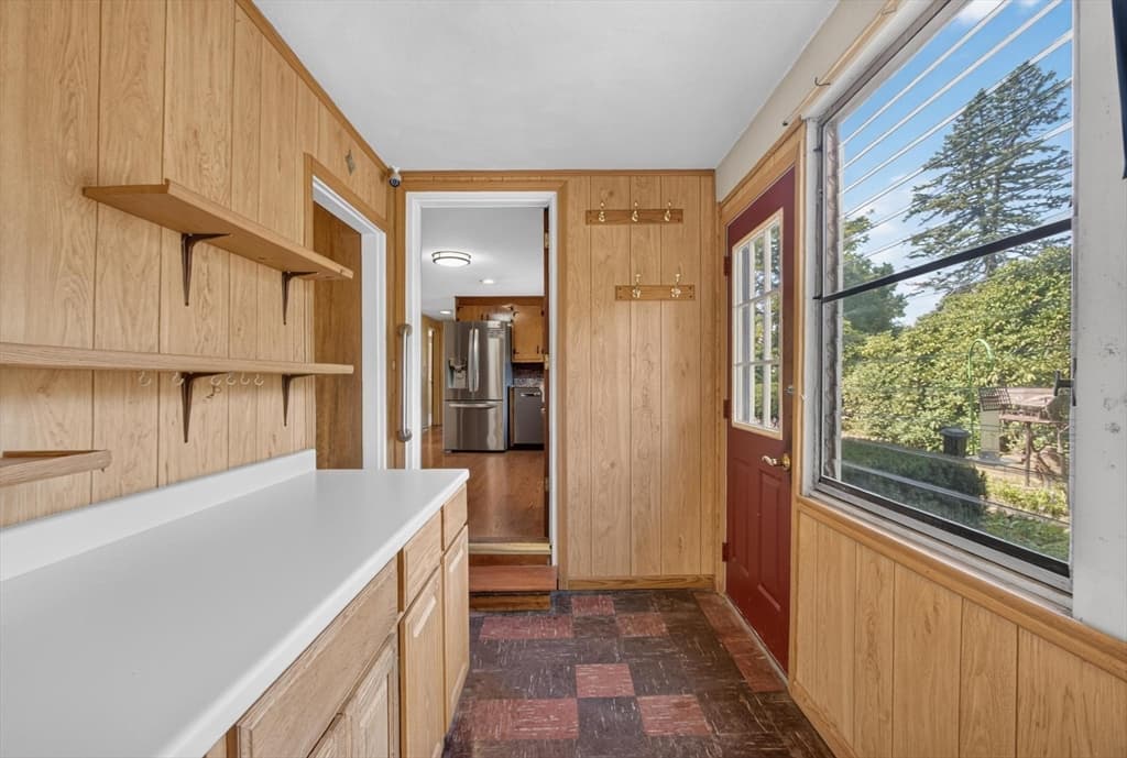 Single Family Residence at 17 Chapel Street, Gardner MA 01440, Gardner, photo 15 of 41