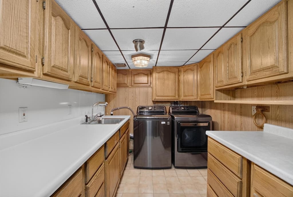Single Family Residence at 17 Chapel Street, Gardner MA 01440, Gardner, photo 29 of 41