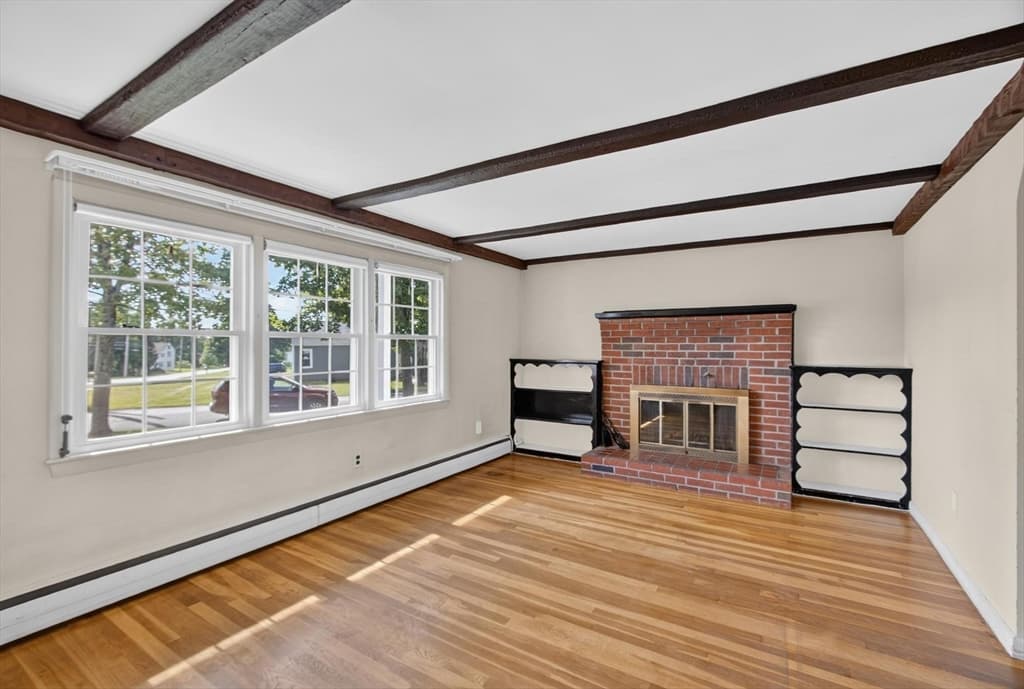 Single Family Residence at 17 Chapel Street, Gardner MA 01440, Gardner, photo 8 of 41