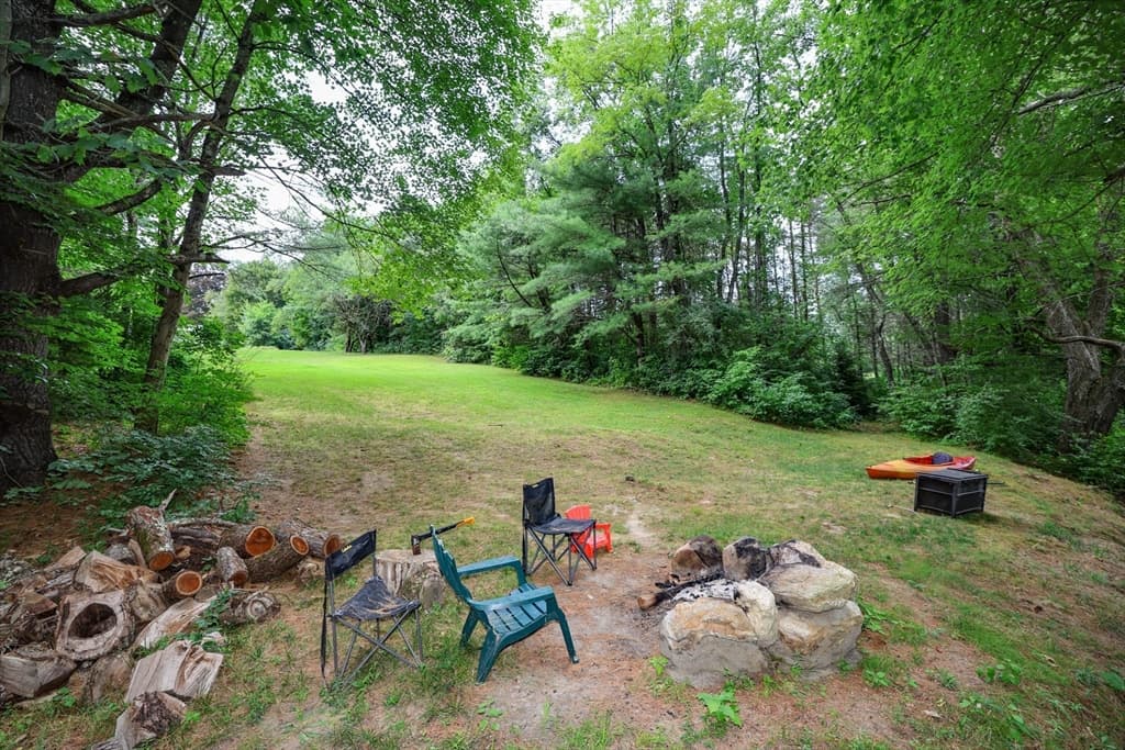 Single Family Residence at 449 Buck St, Pembroke NH 03275, Pembroke, photo 7 of 21