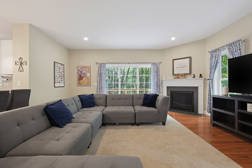 Single Family Residence at 90 Greene St, Hopedale MA 01747, Hopedale, photo 13 of 38