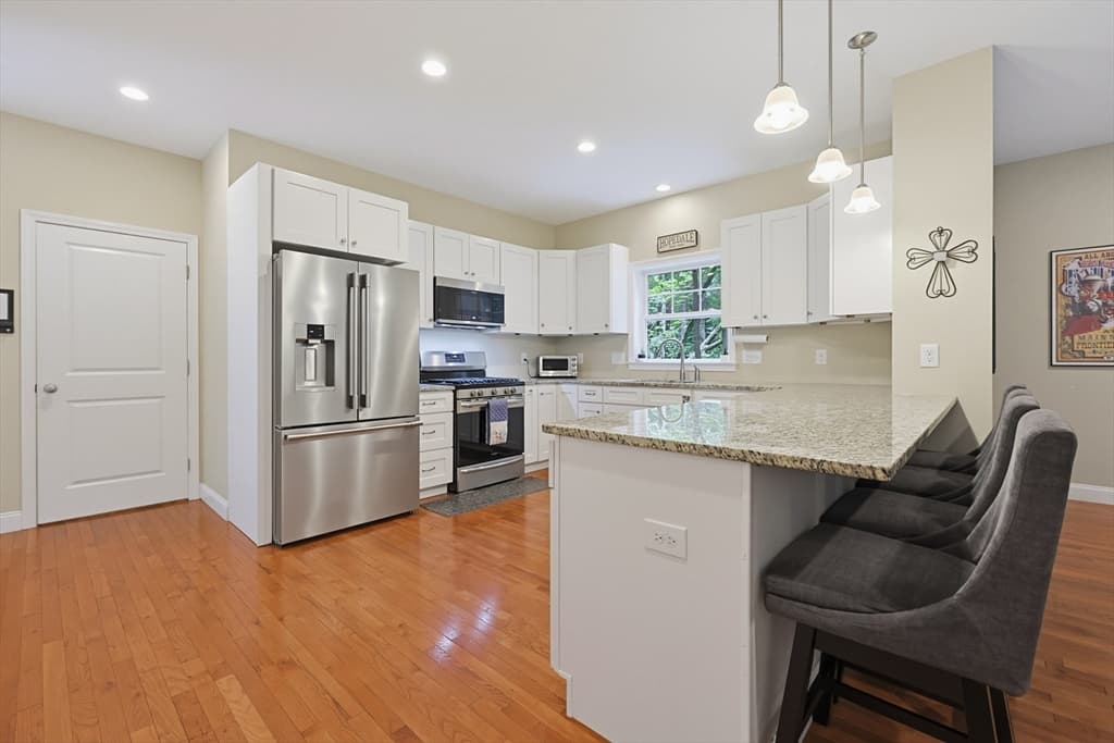 Single Family Residence at 90 Greene St, Hopedale MA 01747, Hopedale, photo 7 of 38