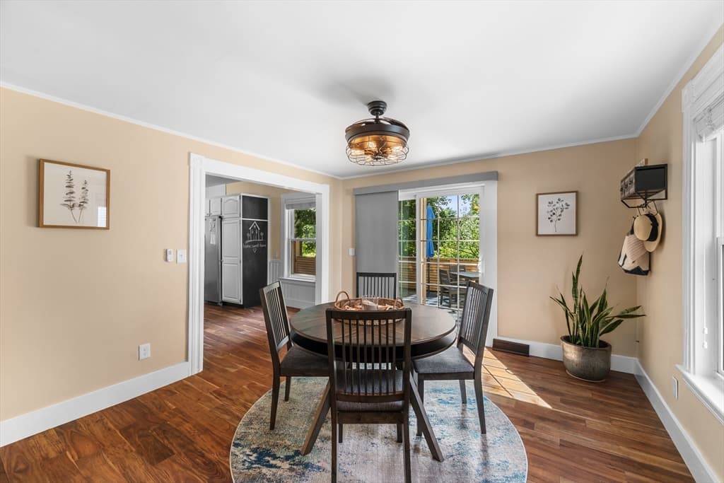 Single Family Residence at 10 Lafayette Rd, Ipswich MA 01938, Ipswich, photo 12 of 42