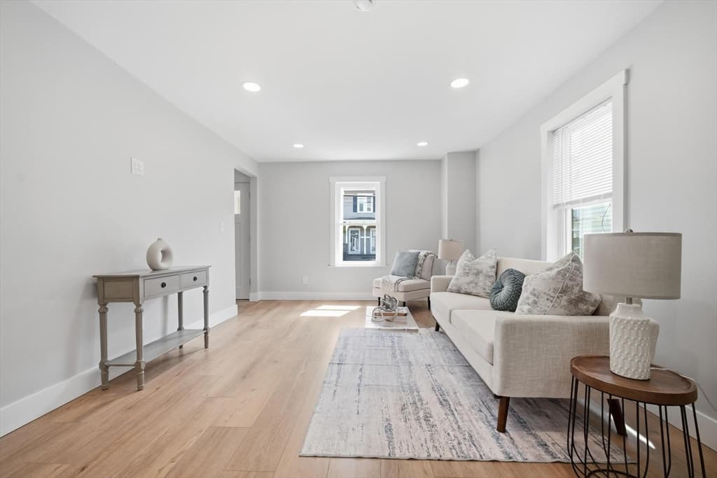 Single Family Residence at 21 Chestnut St, Woburn MA 01801, Woburn, photo 20 of 40