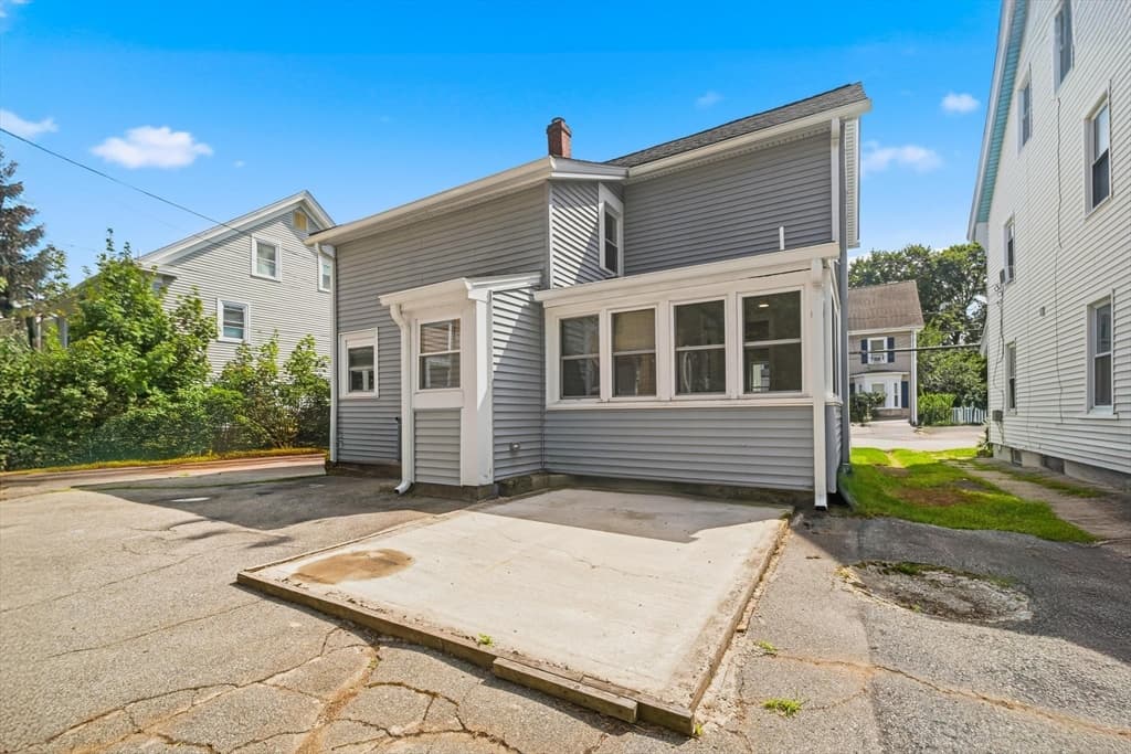 Single Family Residence at 21 Chestnut St, Woburn MA 01801, Woburn, photo 34 of 40