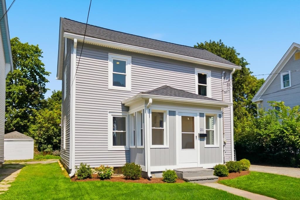Single Family Residence at 21 Chestnut St, Woburn MA 01801, Woburn, photo 4 of 40