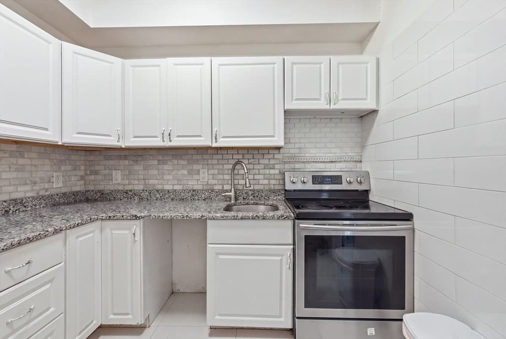 Condominium at 38 Carter St # 107, Everett MA 02149, Everett, photo 5 of 26