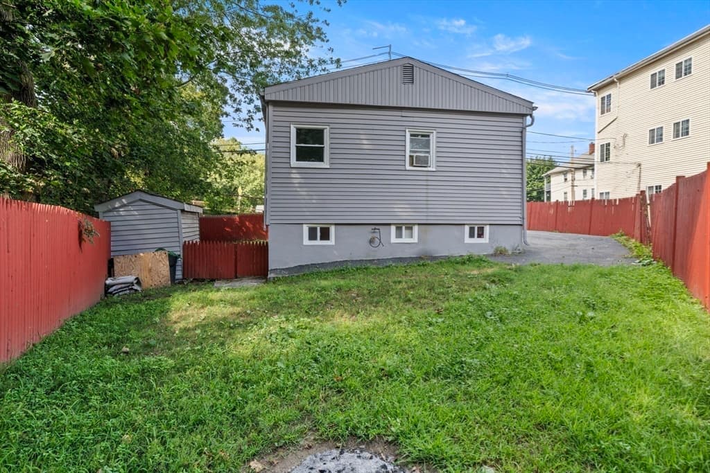 Single Family Residence at 28 Warren St, Peabody MA 01960, Peabody, photo 19 of 21