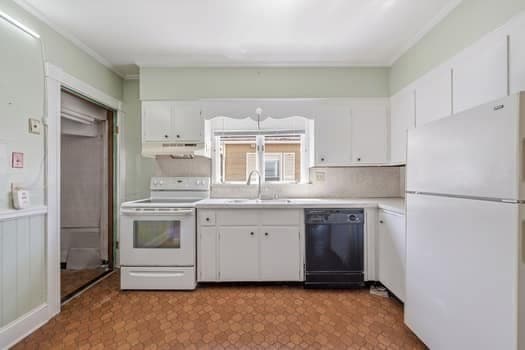 Single Family Residence at 52 Elliott St., Melrose MA 02176, Melrose, photo 22 of 35