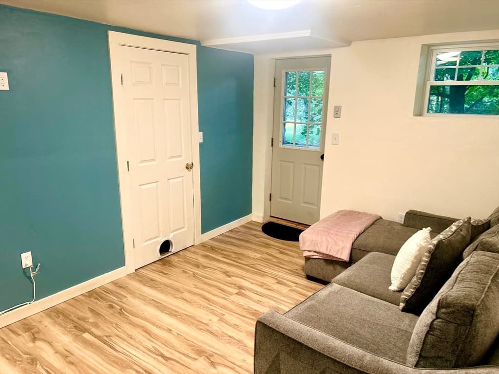 Single Family Residence at 17 Cutler St, Medway MA 02053, Medway, photo 11 of 17