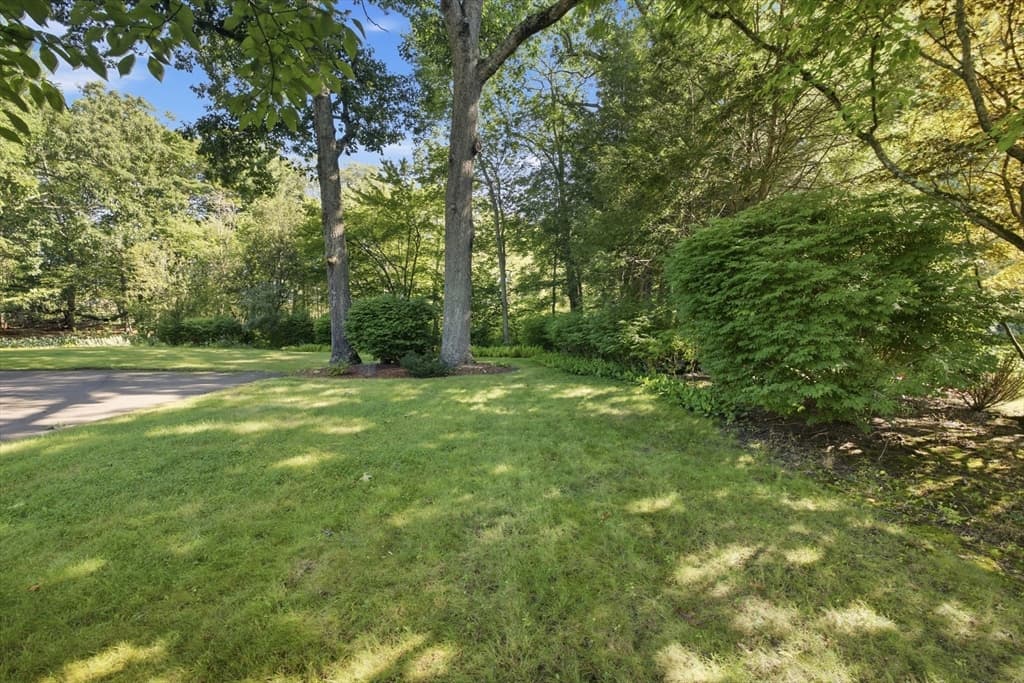 Single Family Residence at 99 Overlook Dr, Raynham MA 02767, Raynham, photo 32 of 41