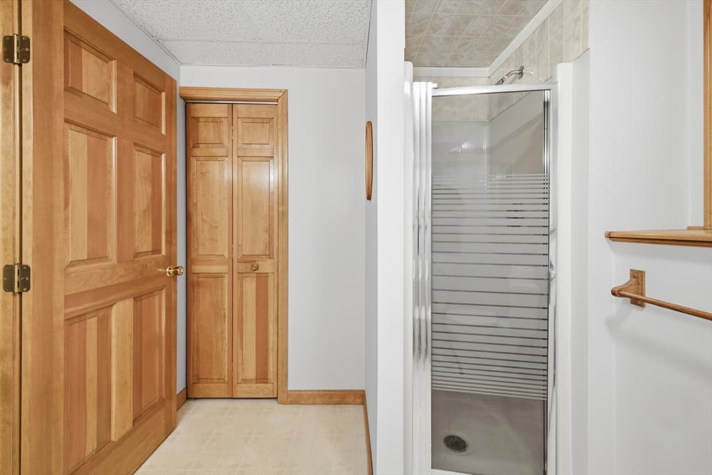 Single Family Residence at 99 Overlook Dr, Raynham MA 02767, Raynham, photo 37 of 41